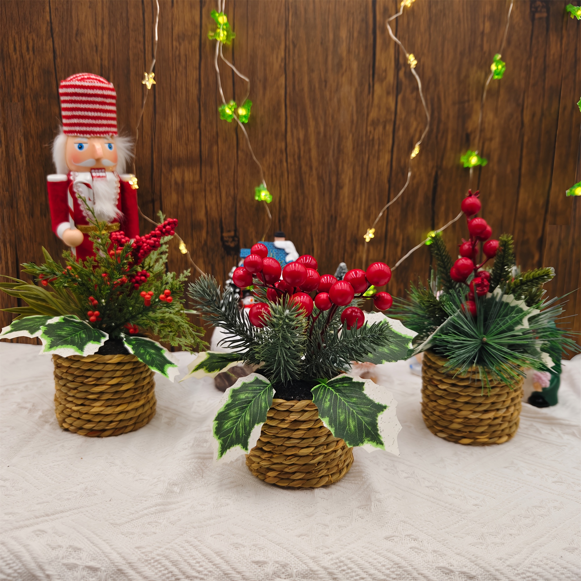 

3pcs Mixed Christmas Decorative Potted Plants, Used For Christmas Home Decoration, Holiday Party Decoration, Indoor Garden Decoration, Kitchen Table Centerpiece.