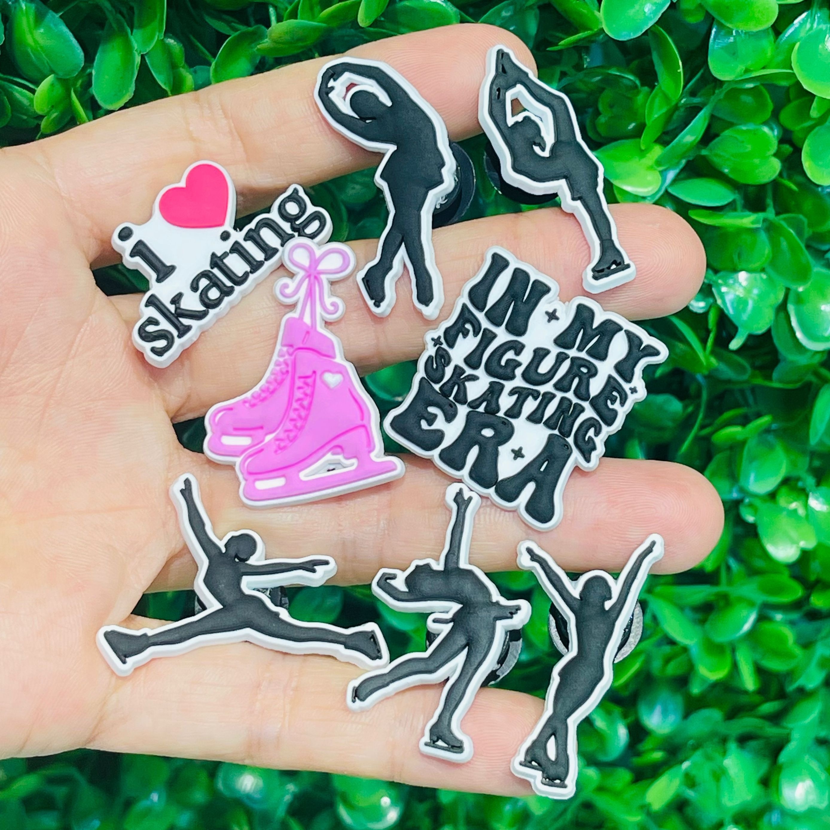 

8pcs Pvc Figure Skating Shoe Charms Set, I Love Skating & Iconic Silhouette, Garden Decorations For Diy Crafts, With Cool Sports-themed Accessories