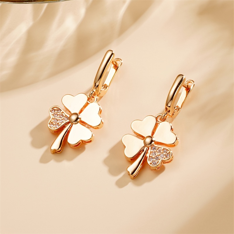 

Pair Of Earrings, Smart And Cute Earrings, Copper Gold-plated Inlaid With Synthetic Zirconia, Very Suitable For Daily Matching And Holiday Parties, A Good Gift For , Elegant Style, , Holiday Theme