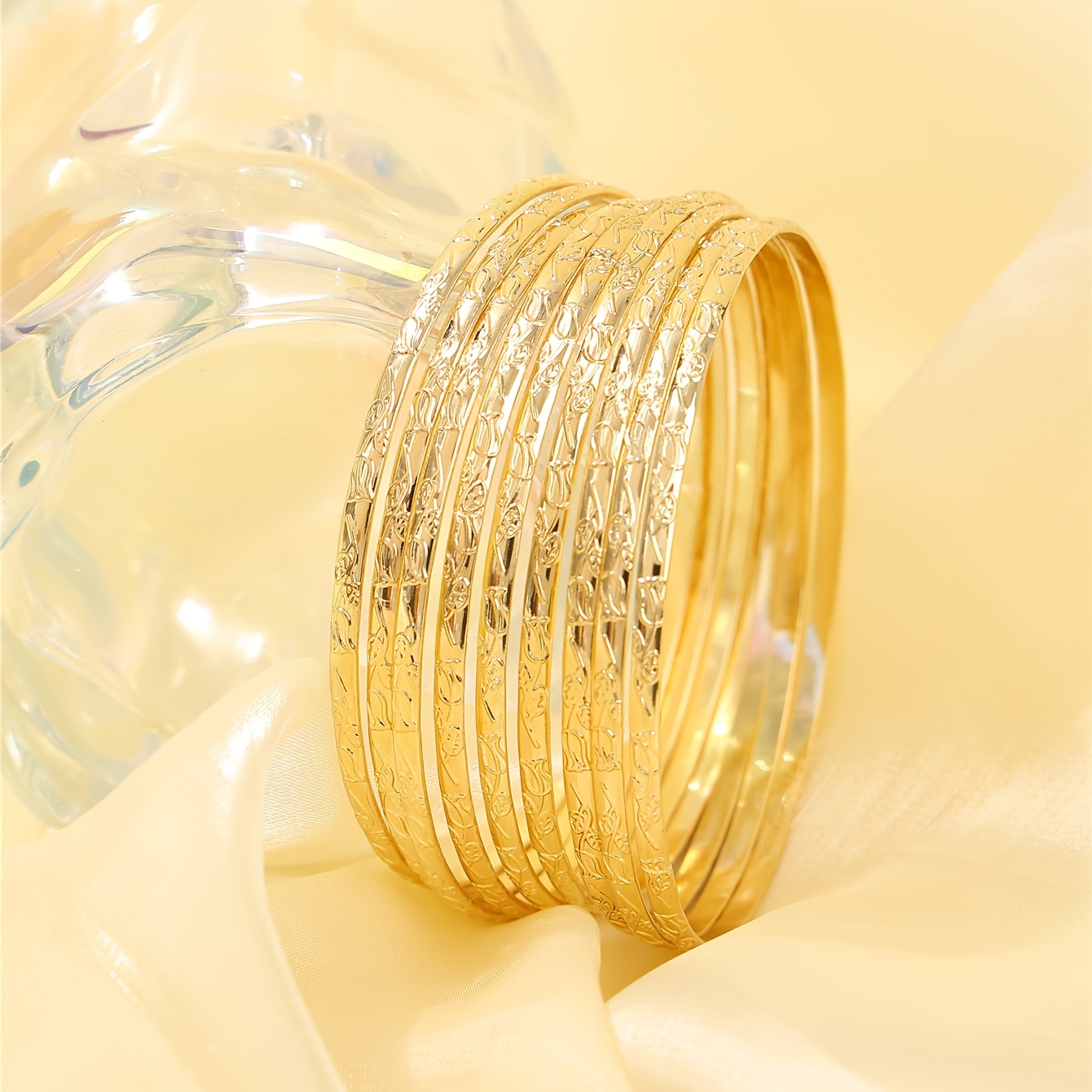 E-shop 9 modische Damenarmbänder, gravierte Metall-KC-Armbänder mit Vintage-Rosenmuster, geeignet für Bräute, Hochzeitsfeiern, Feste nahöstliche