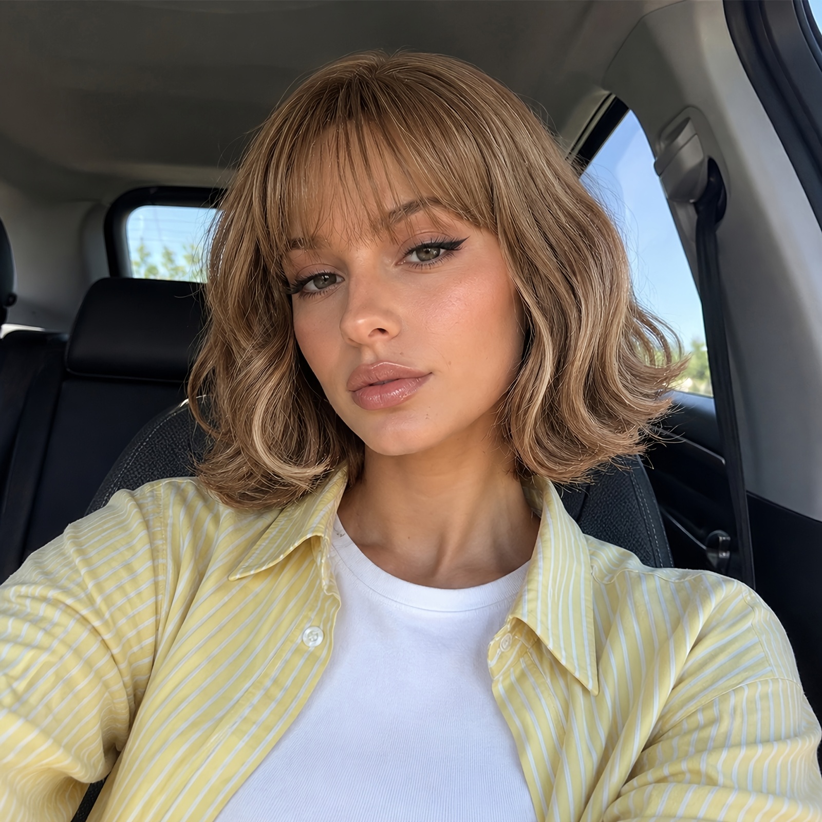Image of Light Brown Highlight Wig With Air Bangs - Shoulder Length Short Curly Hair Suitable For Daily Use, For Resistant Fiber, Volume For Road Trips, Cafes, Gifts (mothers Day, Christmas, Valentines)