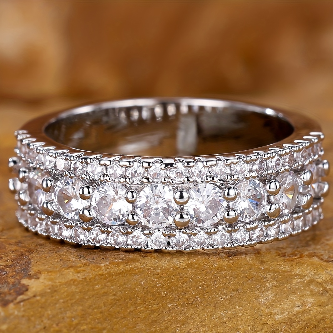 Women's Exquisite Zirconia Inlaid Fashion Ring, Elegant