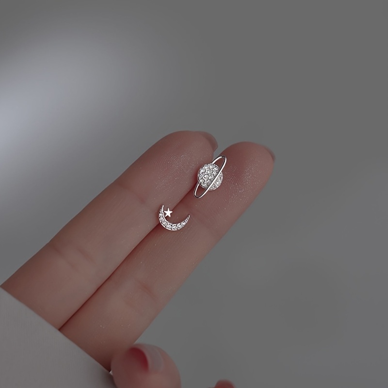 Pair of Star Zirconia Asymmetrical Stud Earrings