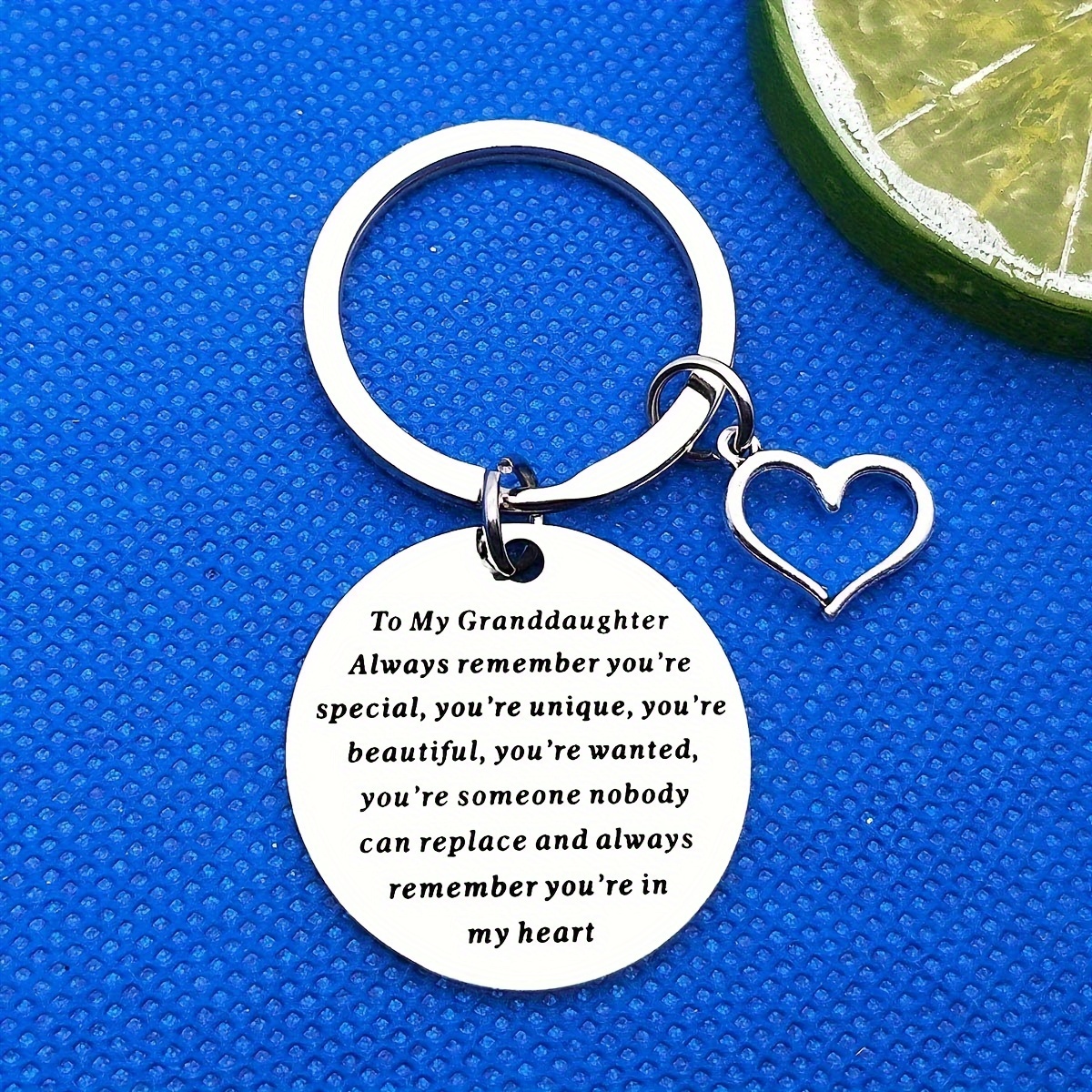 

Charming Stainless Steel Keychain Engraved With Heartfelt Message "to My Granddaughter" - Perfect Gift Set (1pc/3pcs/5pcs)