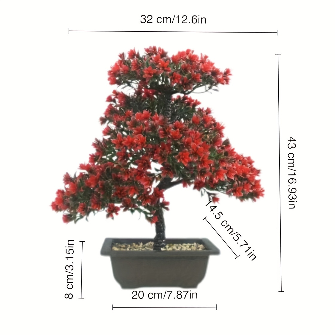 video's neppe dennenboom met plastic pot