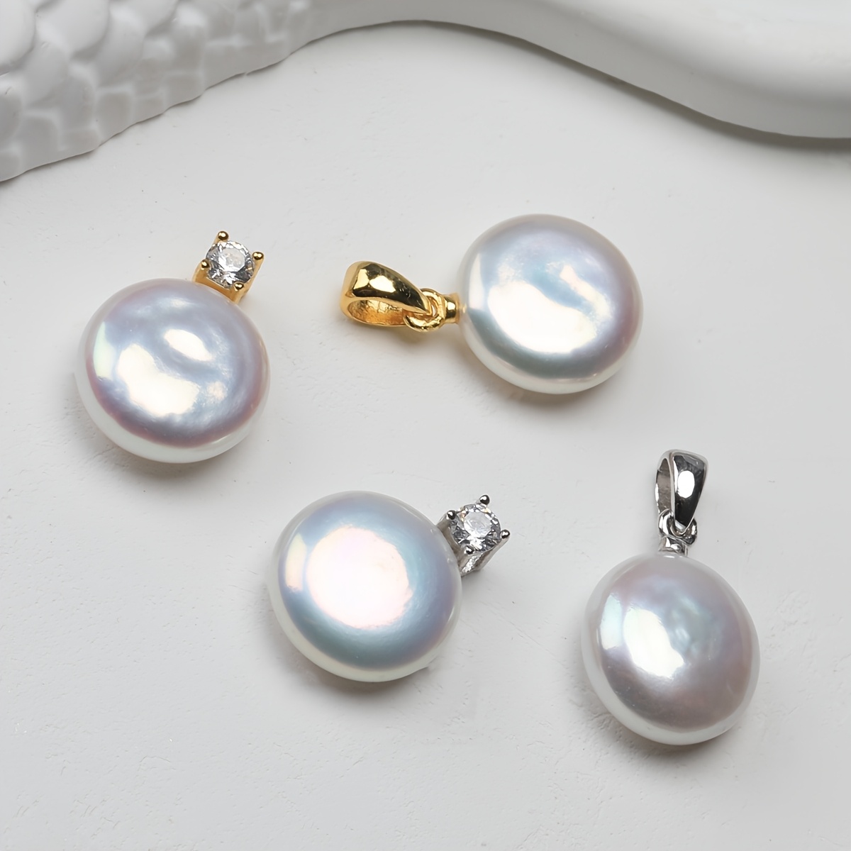 Women's Freshwater Pearl Pendant with Synthetic Zirconia — Small Gift