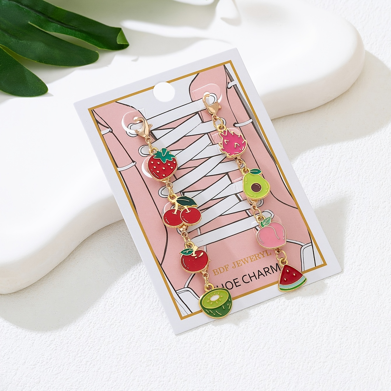 E-shop 8-teiliges/Set Sommerliche bunte Fruchtdekorationen, Kirsche, Erdbeere und Wassermelone Fruchtdekorationen Schuhanhänger, geeignet für