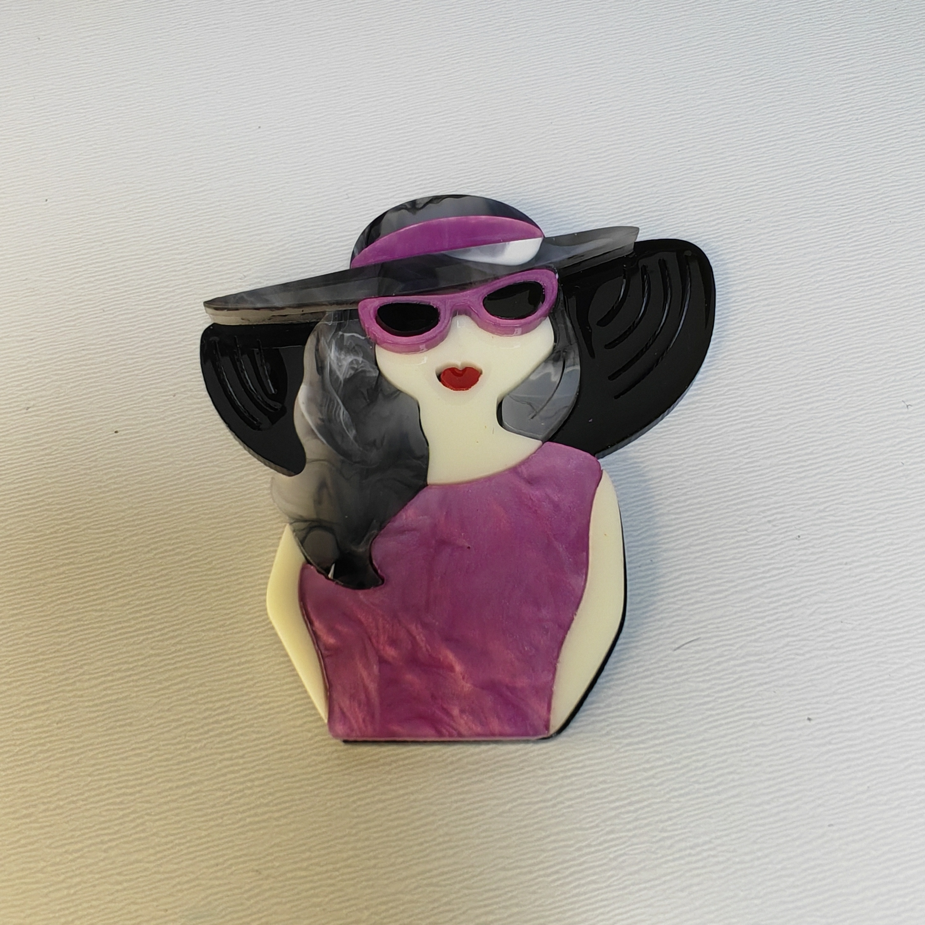 

Hat And Brooch, 1- Irregular-shaped Pin