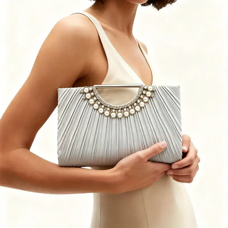 clutch for formal dress How to Match Your Crystal Rhinestone Evening Clutch with Dresses for a Bella-Tiara