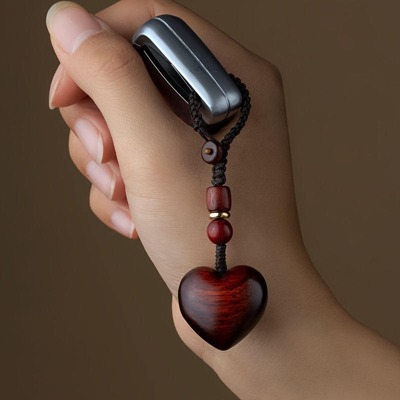 

Traditional Sandalwood Heart-shaped Keychain With Cell Phone Pendant - Handcrafted Wooden Keyring Charm For Couples, No Electricity Required, Featherless - Ideal Holiday Gift