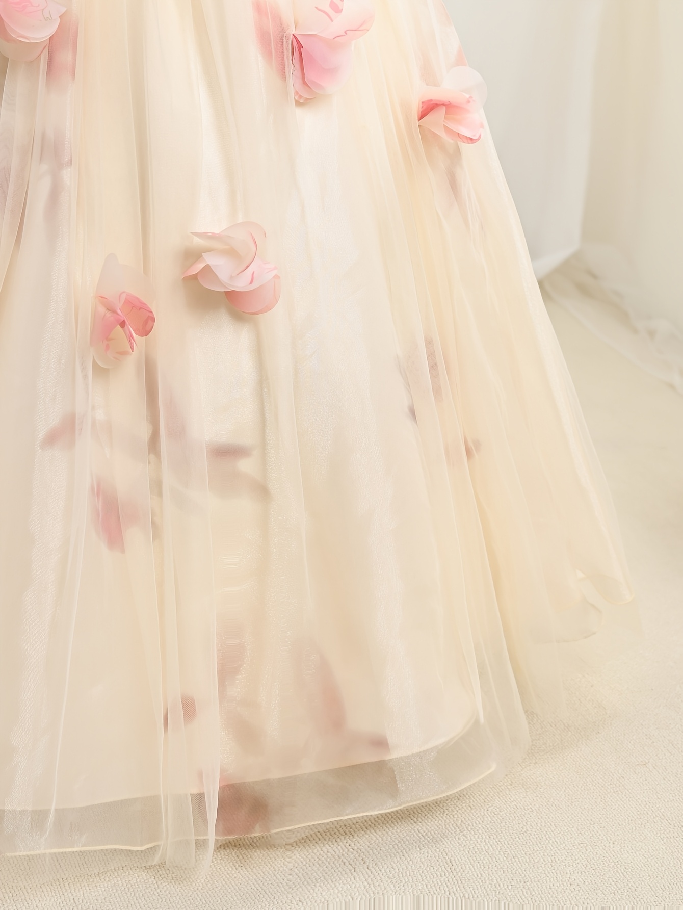 open lace back dress Runaway Princess Dress  Fairy Tong