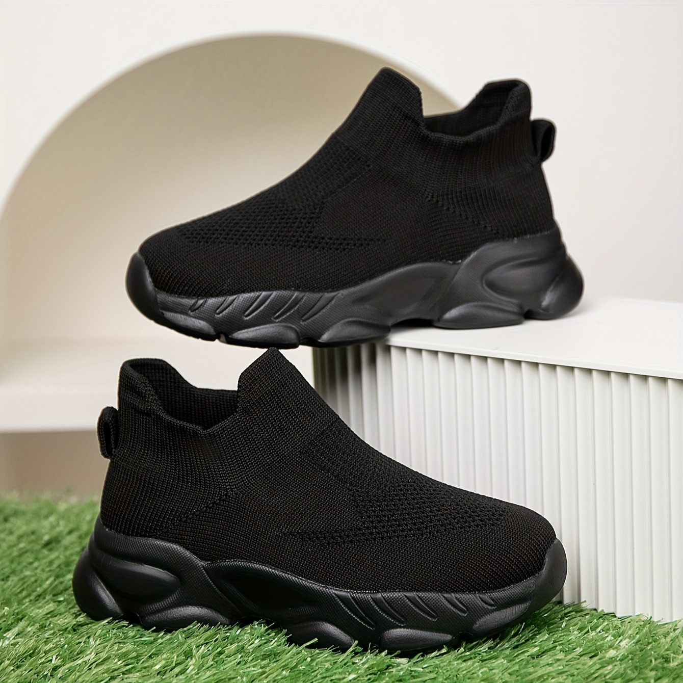 1 Pair of Unisex Knit Mesh Breathable Casual Sneakers, Lightweight and Comfortable, Suitable for All Seasons, Indoor/Outdoor Slip-On Sock Shoes, Trendy Footwear