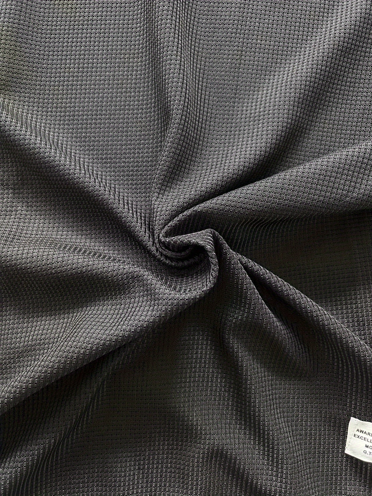 Men's waffle solid color fake two-piece design solid color round neck T-shirt, summer casual and comfortable T-shirt, daily gym exercise running Men's top