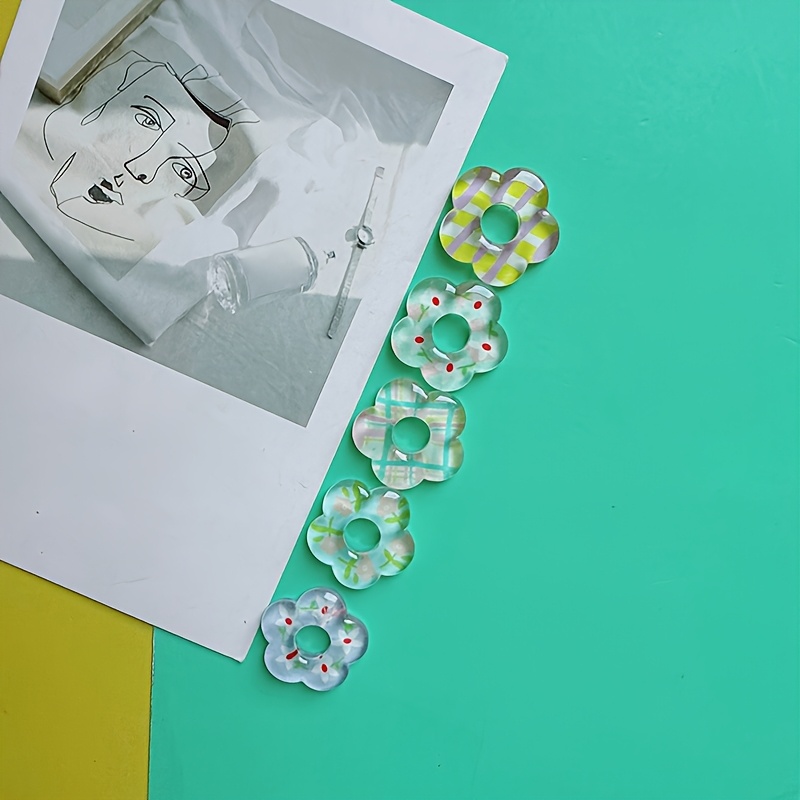 20pcs Floral Cut-Out Flower Pendant Accessories for DIY
