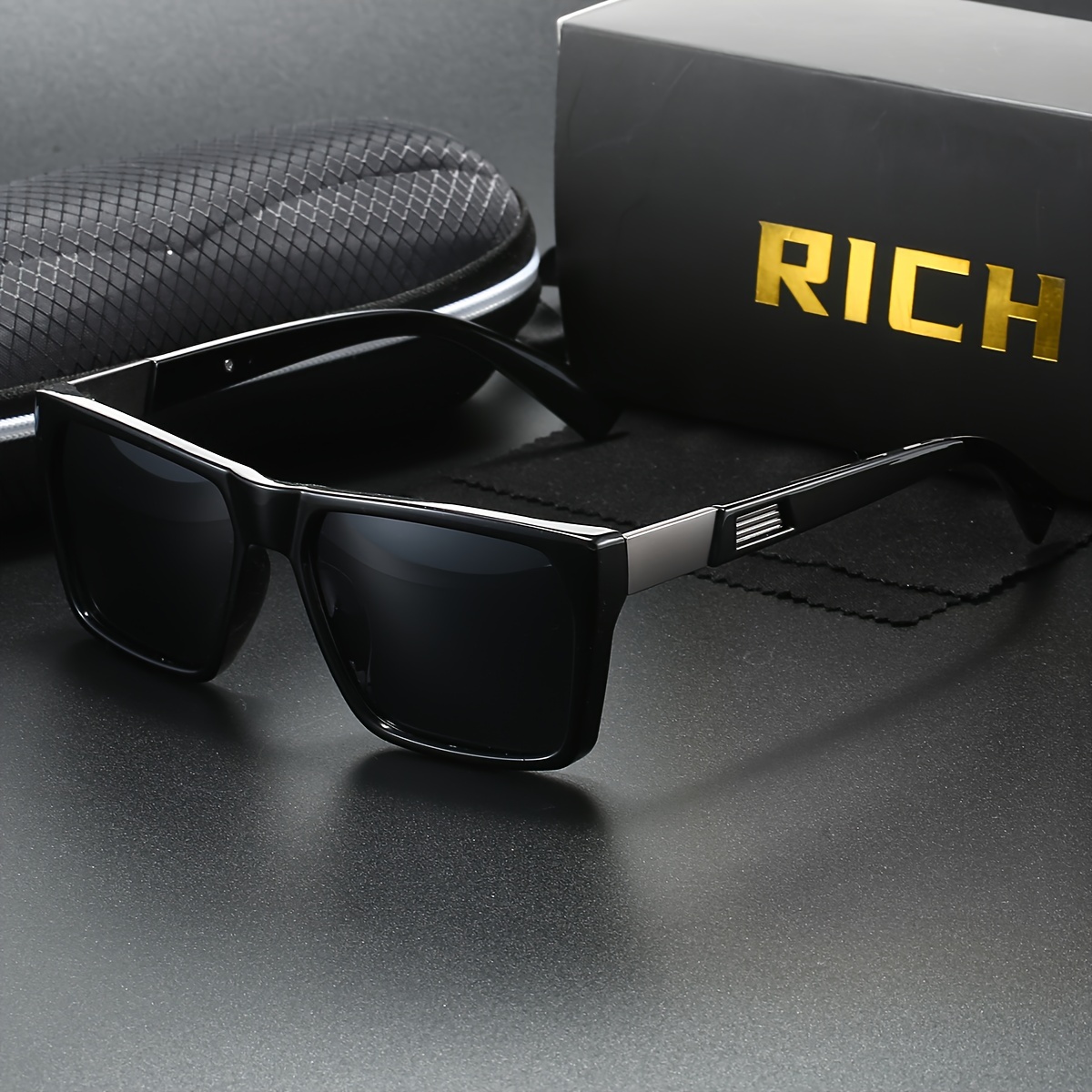 

Men's Retro Square Frame Polarized Fashion Glasses - Stylish & For Running, Fishing, Hiking | Pc Material With Case Included