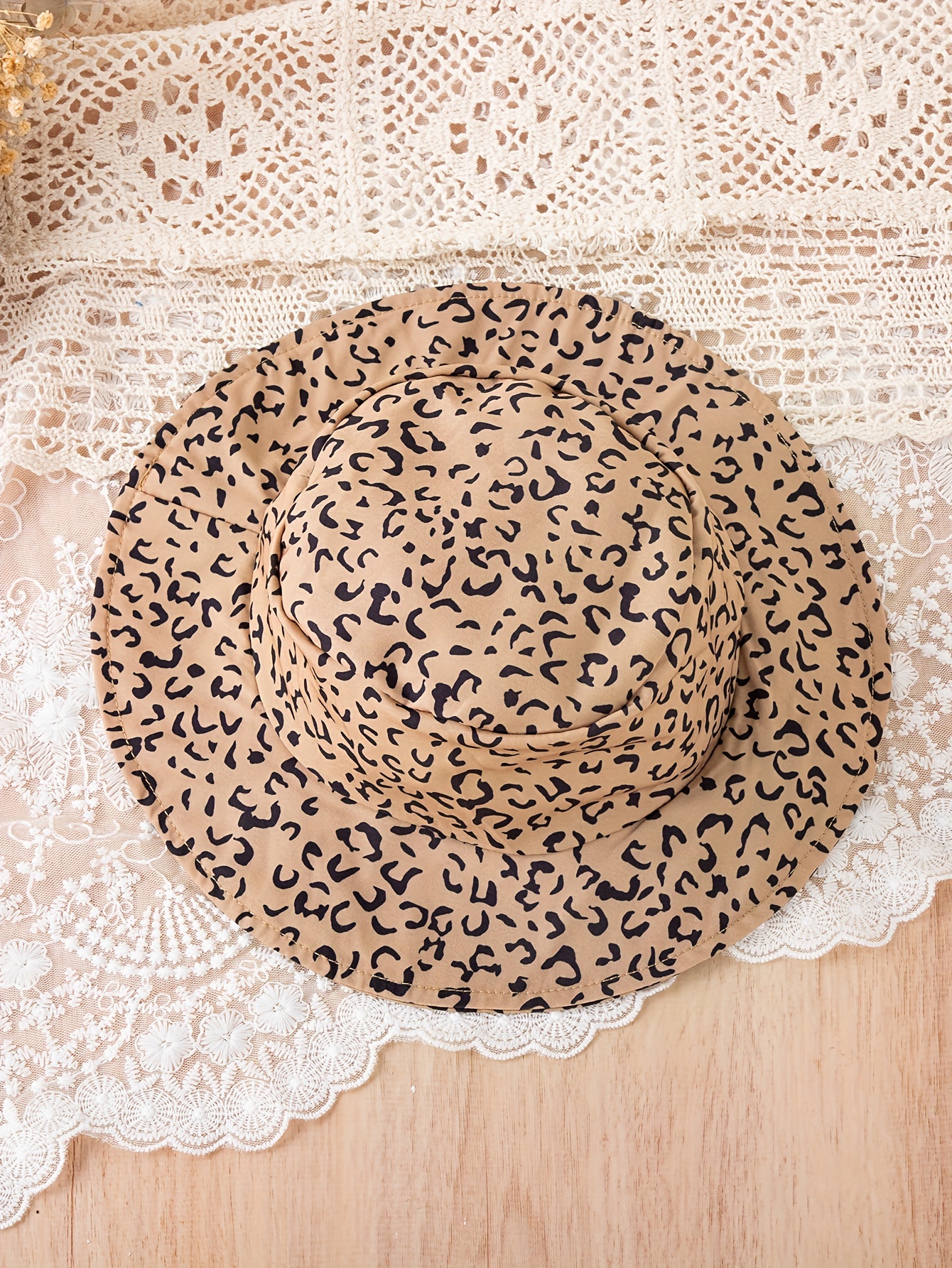 Girls' 3pcs Vintage Leopard Print Outfit Set - Sleeveless Cotton Blend Bandeau Top, Tiered Skirt, and Matching Hat - Casual Summer Wear for Kids with Frill Details