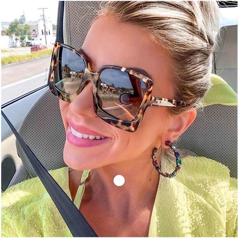 

Women's Oversized Square Glasses Vintage Style Anti Galre Sun Shades Fashion Sunnies For Various Occasions, Sports-inspired Style