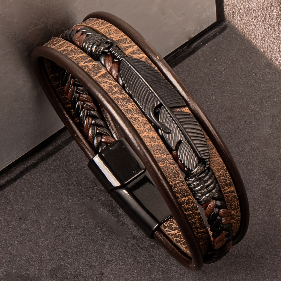 Image of 1pc Ethnic Style Men's Feather Pu Bracelet, Hip Hop Casual Wristband For Daily Wear, Ideal Gift For Birthday, Father's Day, Graduation & Holidays