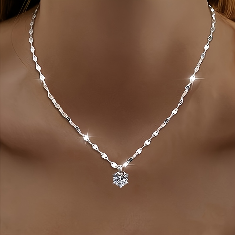 TEMU 1pc Women's Easy Elegant Lip-shaped Chain Copper Pendant Necklace, Inlaid With Sparkling Synthetic Synthetic Zirconia, Very Suitable For Daily