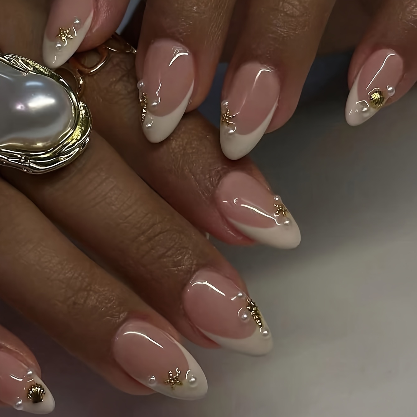 Image of 10pcs Handmade Almond Wearable Nails Yellow French Shell Pearl Luxurious Premium Temperament Style Fake Nail Pieces