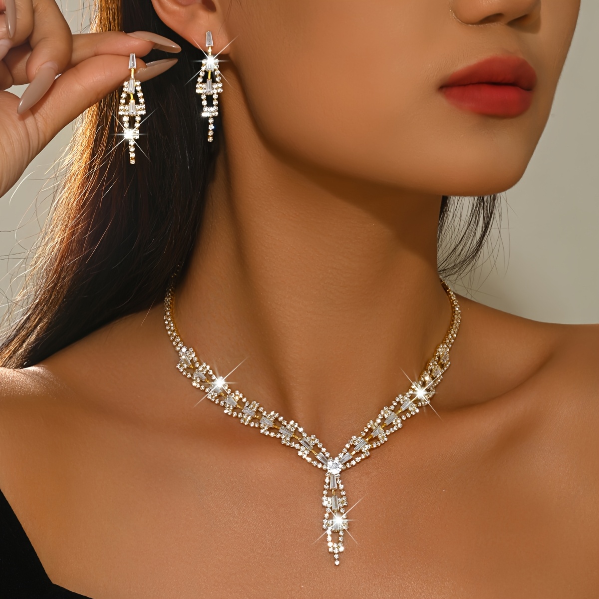 Chic Tailored Embellished Jewelry Set for Wedding Receptions