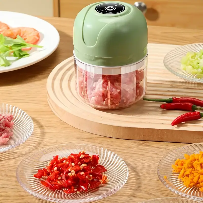 1pc mini electric food processor portable usb rechargeable 1000rpm garlic crusher meat grinder and chopper 3 38 8 45oz capacity plastic handheld mixer with lithium battery Product details 1