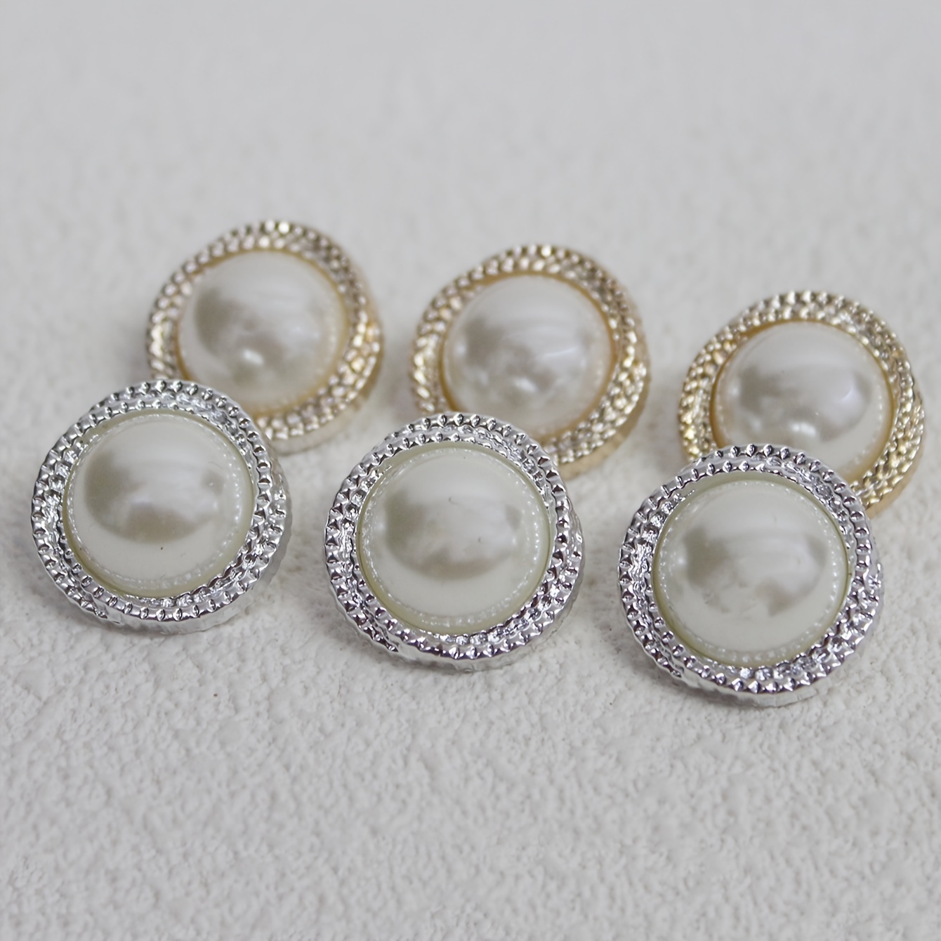 

10pcs Pearl Buttons With Rhinestone Edge, Round Plastic Shank Buttons For Sweaters, Coats, Cardigans, Women's Outerwear, Decorative Fashion Button Set In Golden And Silver Grey