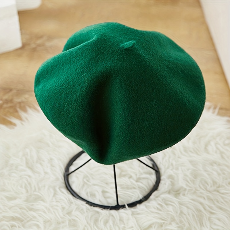 Women'sWinterTweedBeretHat-SoftWarmVintagePainter-StyleCapwithElastic-FreeComfort,3Colors(Brown/Beige/White)forOutdoorFashion&ColdWeather,WinterHat,StylishWarmth,NonelasticHeadwear,HandWashable,SeasonalHeadwear,ClassicDesign,Fabric,RetroStyleEnthusiasts