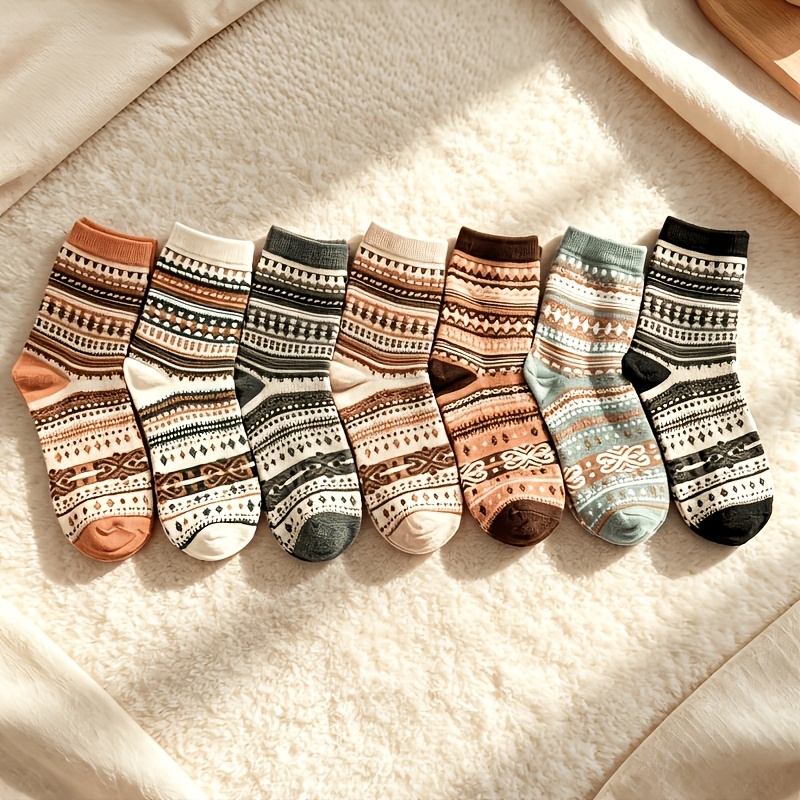 TEMU Random 6 Pairs All-match Autumn Winter Women's Skin-friendly Soft Warm Comfortable Meleade Retro Ethnic Style Outdoor Casual Mid-calf Socks