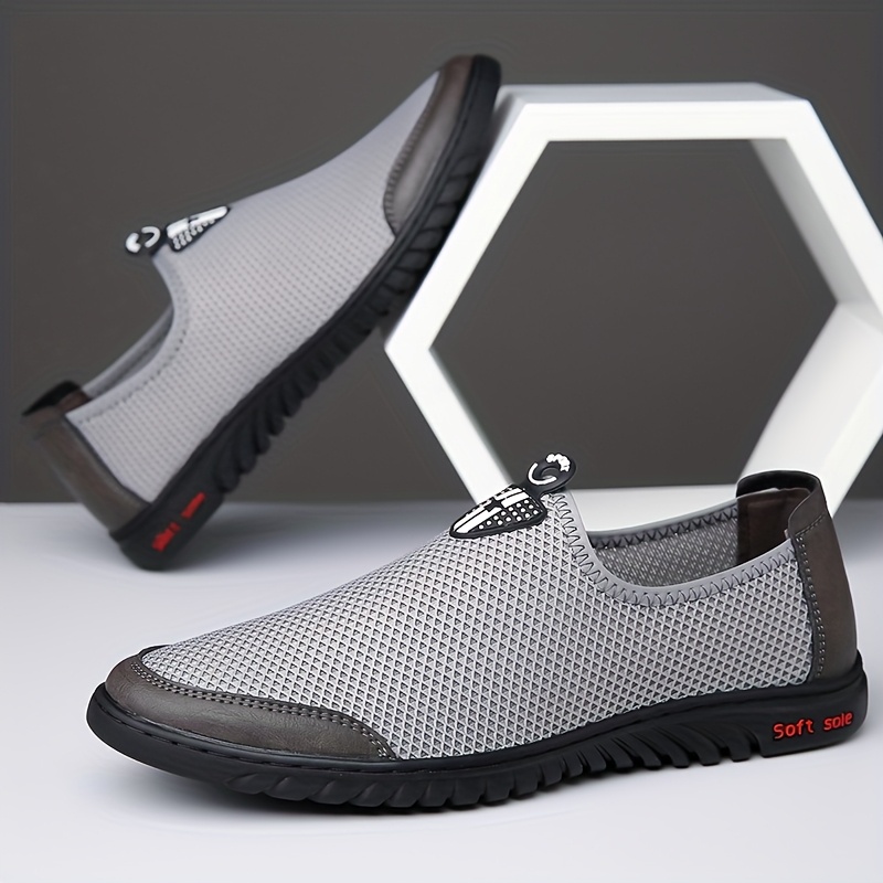 [Slip-On Sneakers] Men's Slip-On Sneakers - Slip-Resistant Sole, Lightweight Breathable Slip-On Shoes for Running, Gym, Walking, Everyday - All-Season Comfort - Easy Slip-On Closure - Cushioned Insole - Low-Top Sneakers for Men, Gym Footwear, Sleek Design