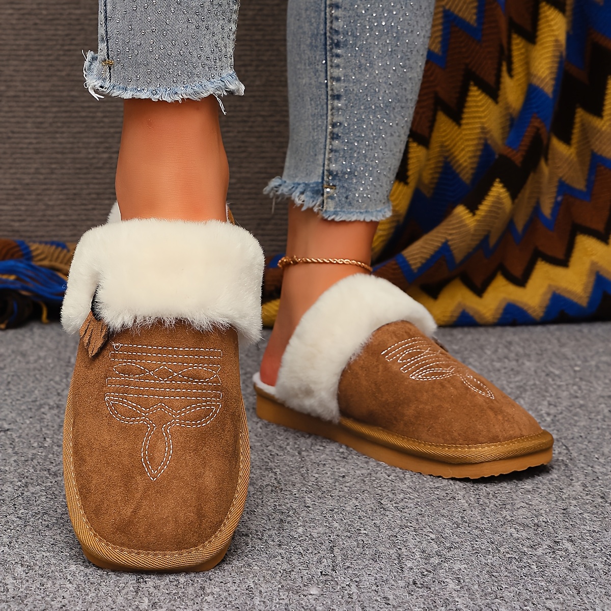 TEMU Women's Flat Embroidered Plush-lined Warm Fuzzy Mule Shoes, Plush Cuff Versatile Slippers For Home And Outdoors, European And Bean Shoes, Snow