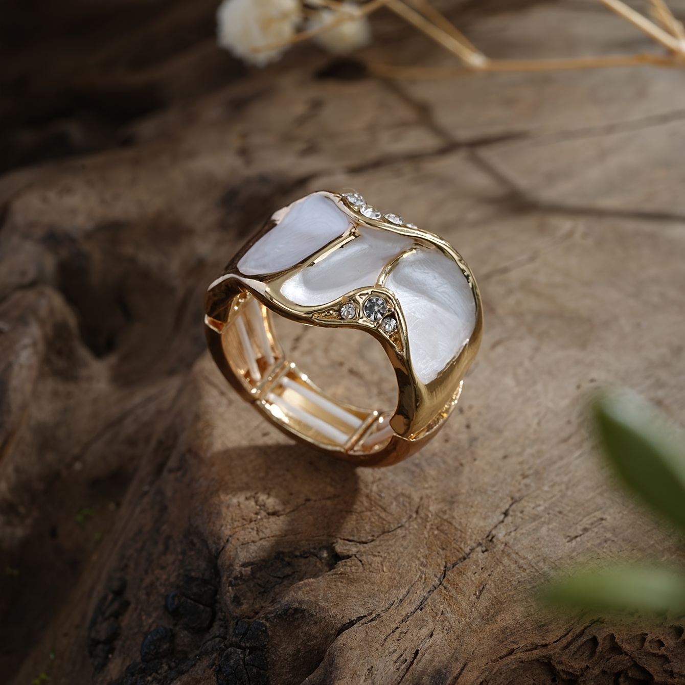 Women's Cringcoco Golden Plated Wavy Wide Statement Ring
