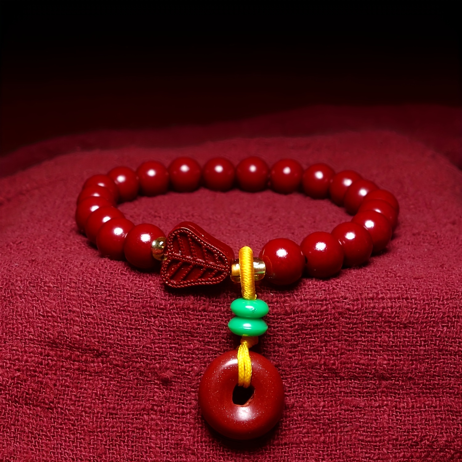 

1pc Natural Cinnabar Bracelet Peace Buckle Pendant Attract Wealth Good Luck Bracelet Men's And Women's Bracelet Best Gift