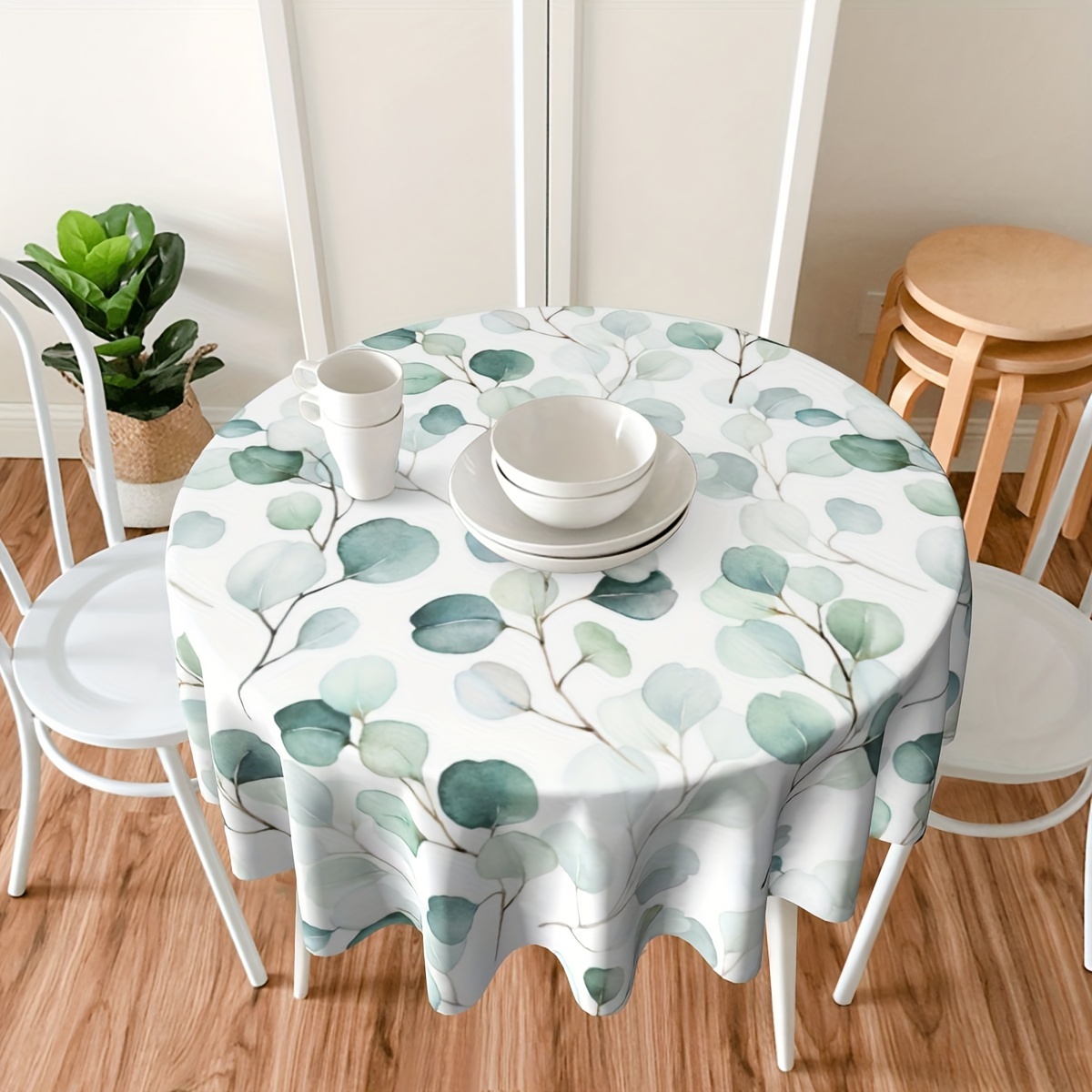 

Fresh Eucalyptus Round Tablecloth: Cool Green Leaves Pattern, Machine-made, Durable Polyester, Perfect For Kitchen Or Dining Room