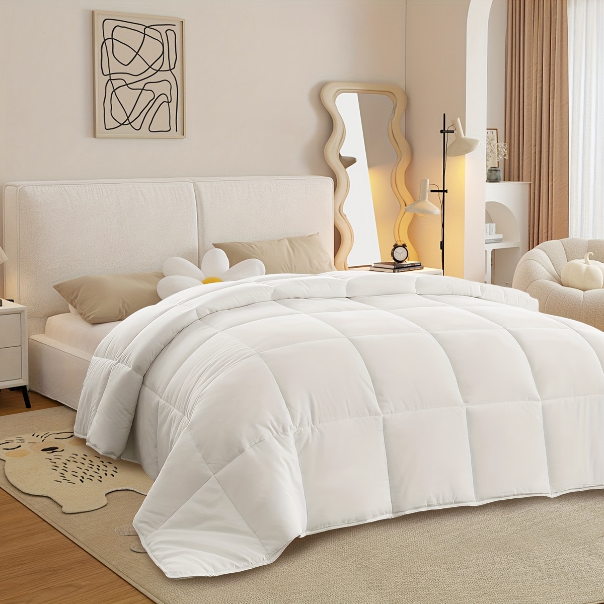 

Luxurious Cooling Comforter - Plush White Quilt, Breathable & Lightweight, , Machine Washable, Elegant Bedroom Decor - Queen Size