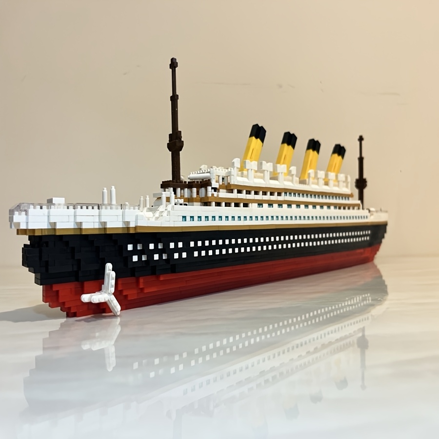 3159pcs, Titanic Building Block Toy Set, Difficult to Assemble, Collectible Ship Model, Perfect Choice for Home And Office Decoration, First Choice for Thanksgiving, Christmas, Birthday, Gift Suitable for 11 Holiday Gifts