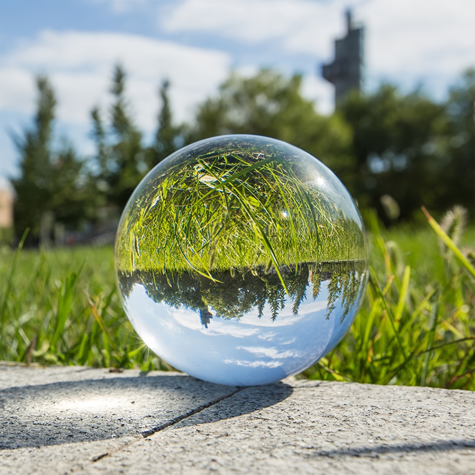 

Crystal Glass Ball Decorative Figurines - Solid Clear Glass Sphere For Photography Props, Home & Deck Decoration, Gift Idea For Friends, Family & Neighbors