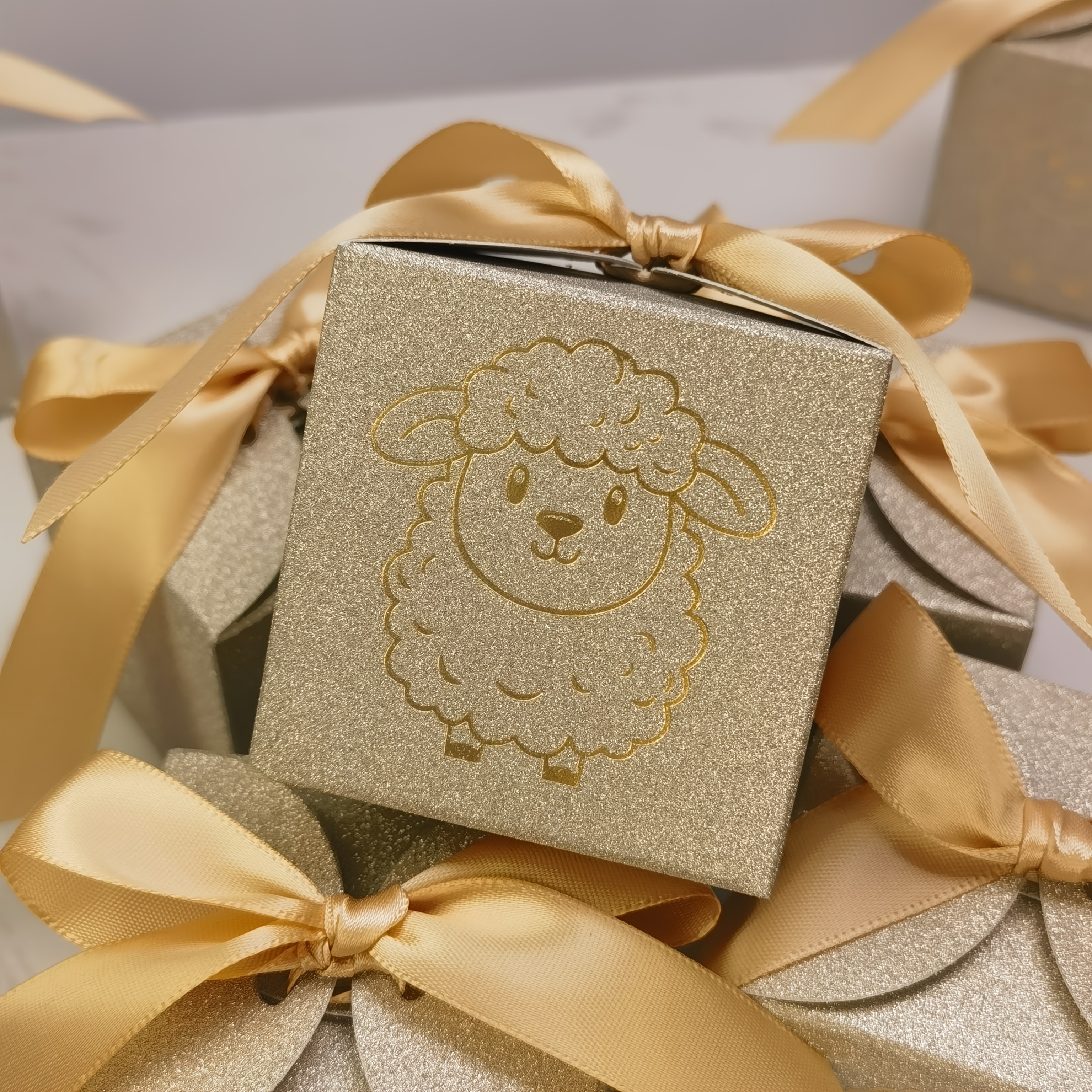 TEMU Lot de 10 boîtes carrées à bonbons Oignon Doré pour de l'Aïd , boîte cadeau haut de gamme avec gaufrage à chaud, fournitures pour petites