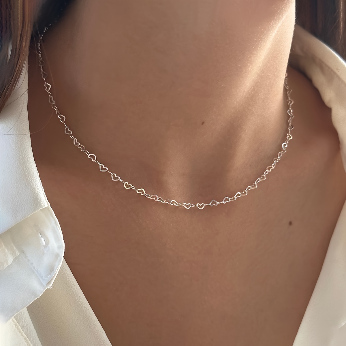TEMU Eine 35+5Cm Edelstahlkette Halskette für Damen, einfache neue hohle Liebesherzkette Schlüsselbeinkette, Geschenk für Frauen