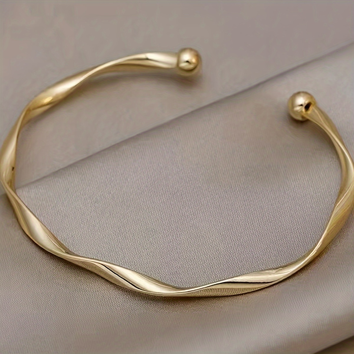 

Wave Shaped Open Cuff Bangle, Elegant Cute Style Stylish Cuff Bangle Bracelet 18k Gold Plated Hand Jewelry For Women