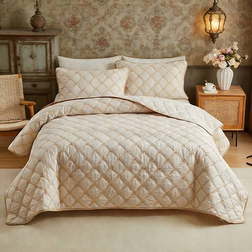 3pcs western style quilted comforter bedspread with pillowcases soft washable polyester suitable for all bedding roman spiral pattern khaki quilting minimalist bed decor machine washable gift for