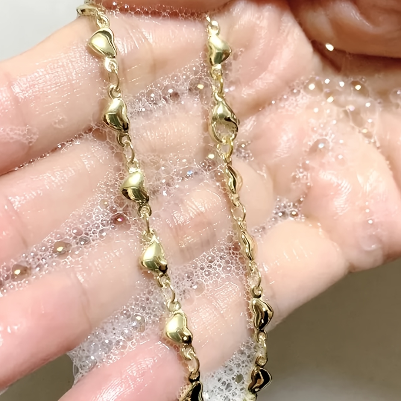 E-shop 1 Stück stilvolle herzförmige verbundene Fußkette, Edelstahlschmuck, modische Damenfußkette, weibliche Accessoires, zufällige Anzahl an