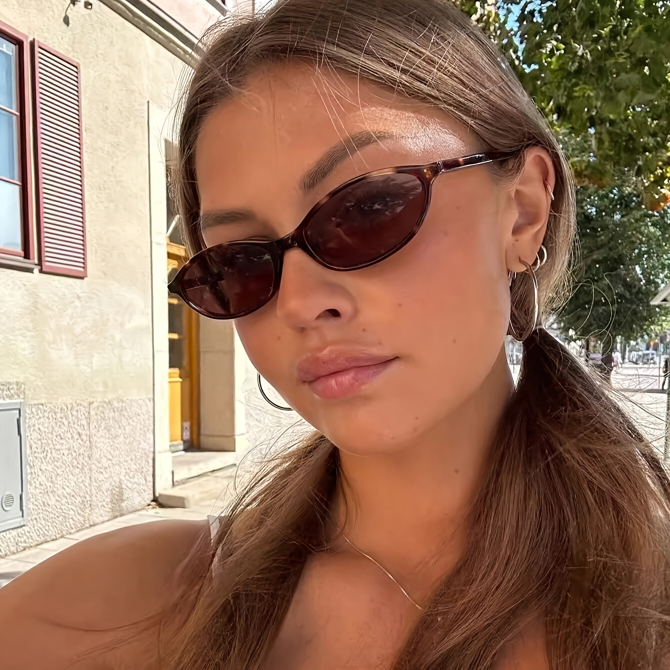 1pc Women's Retro Frame Fashion Sunglasses Trendy Anti- Glasses Suitable For Daily , Street Photography, Vacation, Driving, Beach Parties, Music Festivals, And Travel Clothing Additions