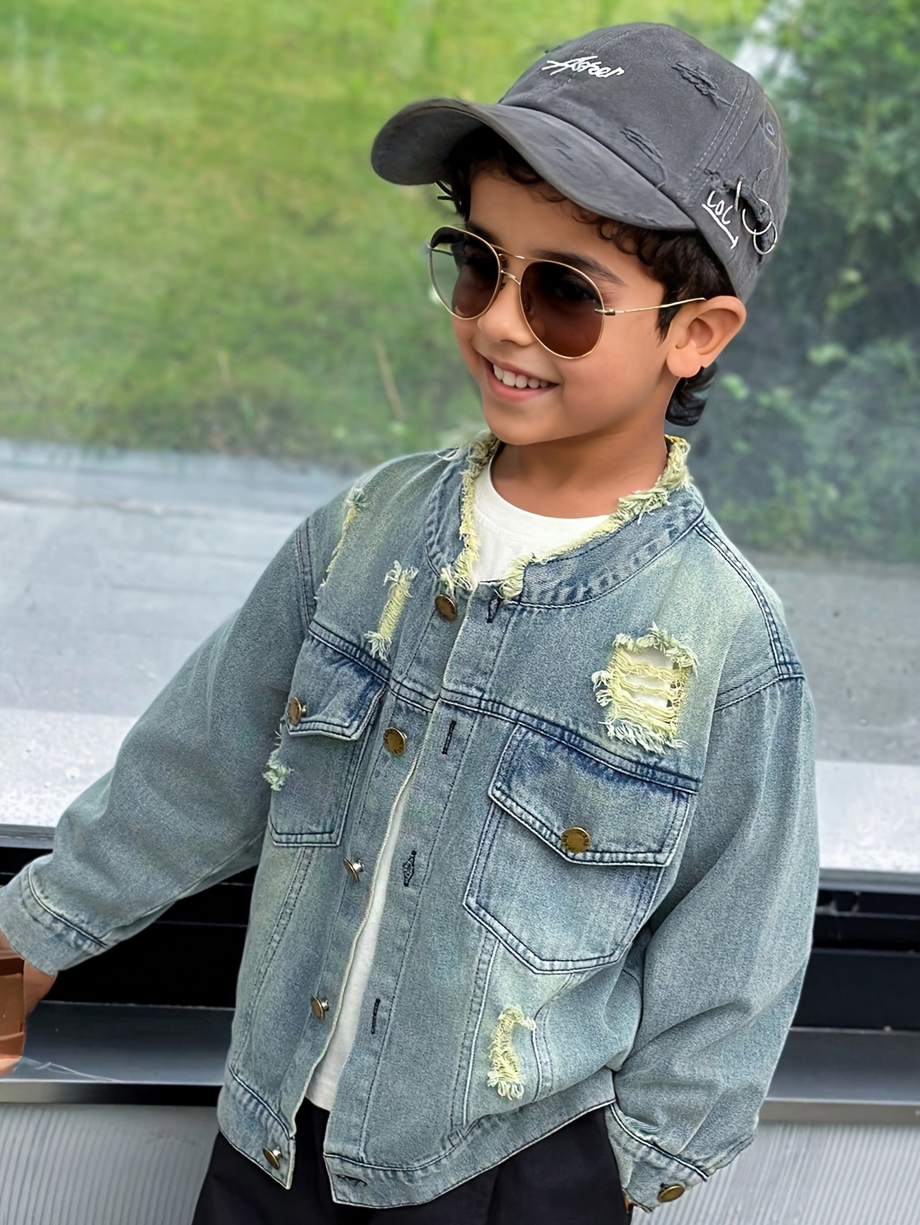 boys denim jacket sold on Temu Canada