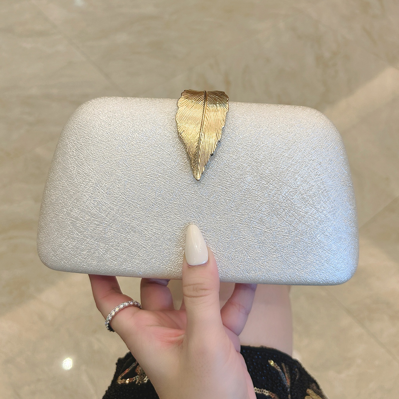 stylish metal leaf evening clutch, white textured party bag with women s cheongsam dress, durable acrylic, polyester lining,  , detachable long chain strap, sparkling embellishments, suitable for bridesmaids, weddings, banquets, and annual party evening wear crossbody bag 0