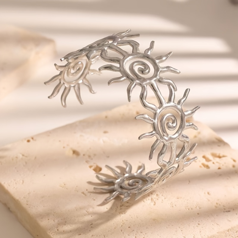 Image of 1pc Of European And Retro Sun Opening Bracelet With Adjustable Opening And Closing Size, Suitable For Women' Life, Summer Beach Vacation, ' Gatherings, Gift , Layering Of Women's Jewelry Accessories