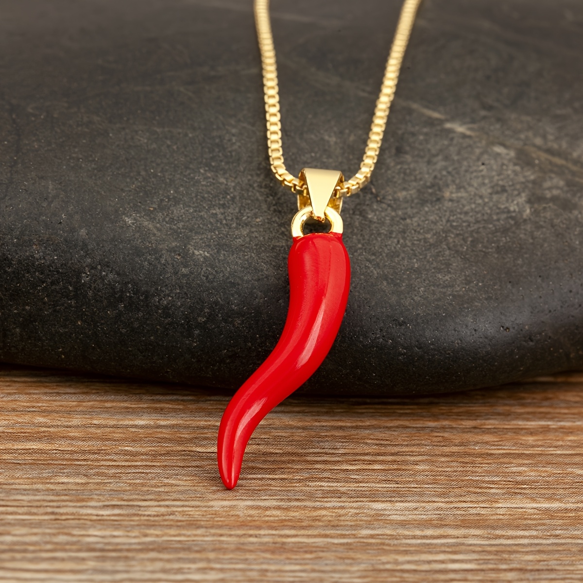 TEMU Nouveau Collier Pendentif Chili avec de 5 Couleurs pour Femmes, Style Hip-Hop, Bijoux Simples et Tendance, Cadeaux de Fête