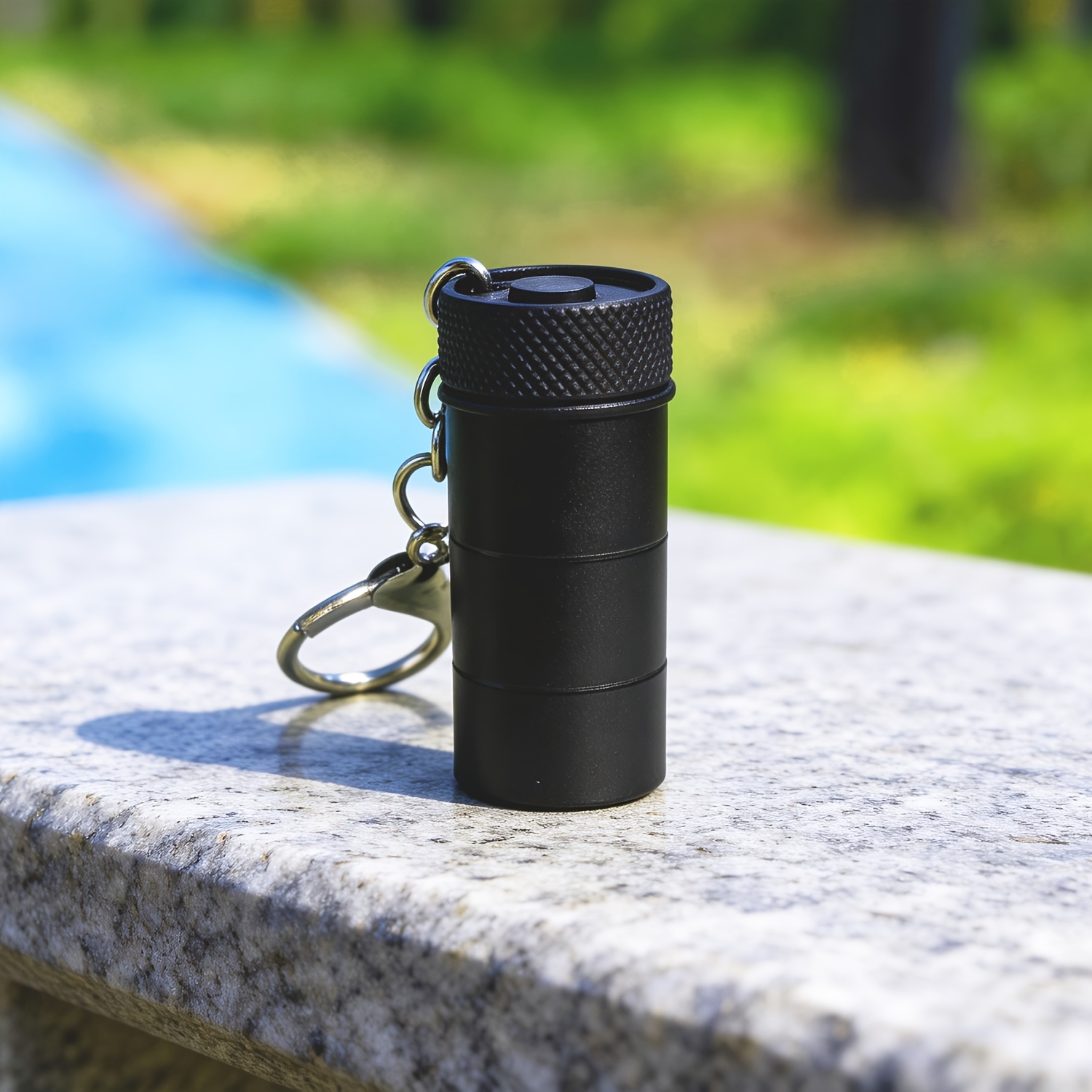 Image of 2.1-inch Premium Aluminum Alloy Keychain, Sporty Style Keychain, Waterproof And Odor-proof Storage Canister, Multiple Colors , Convenient For Carrying