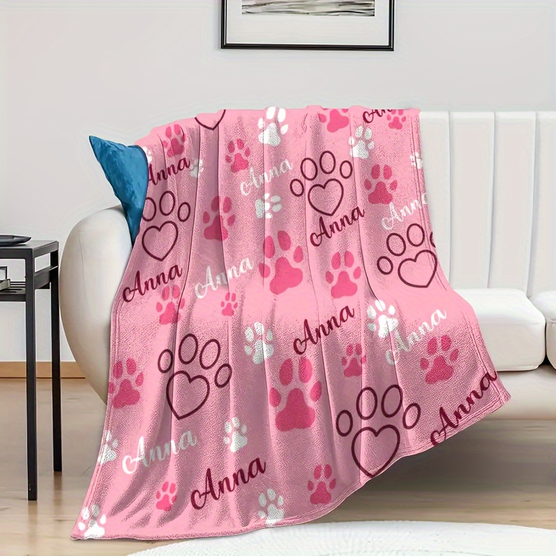 TEMU 1pc Dog Name Flannel Blanket, Paw Print Design, Self-, Holiday Blanket, Birthday Gift, Gift Blanket, , For Outdoor Beach Camping, Outdoor