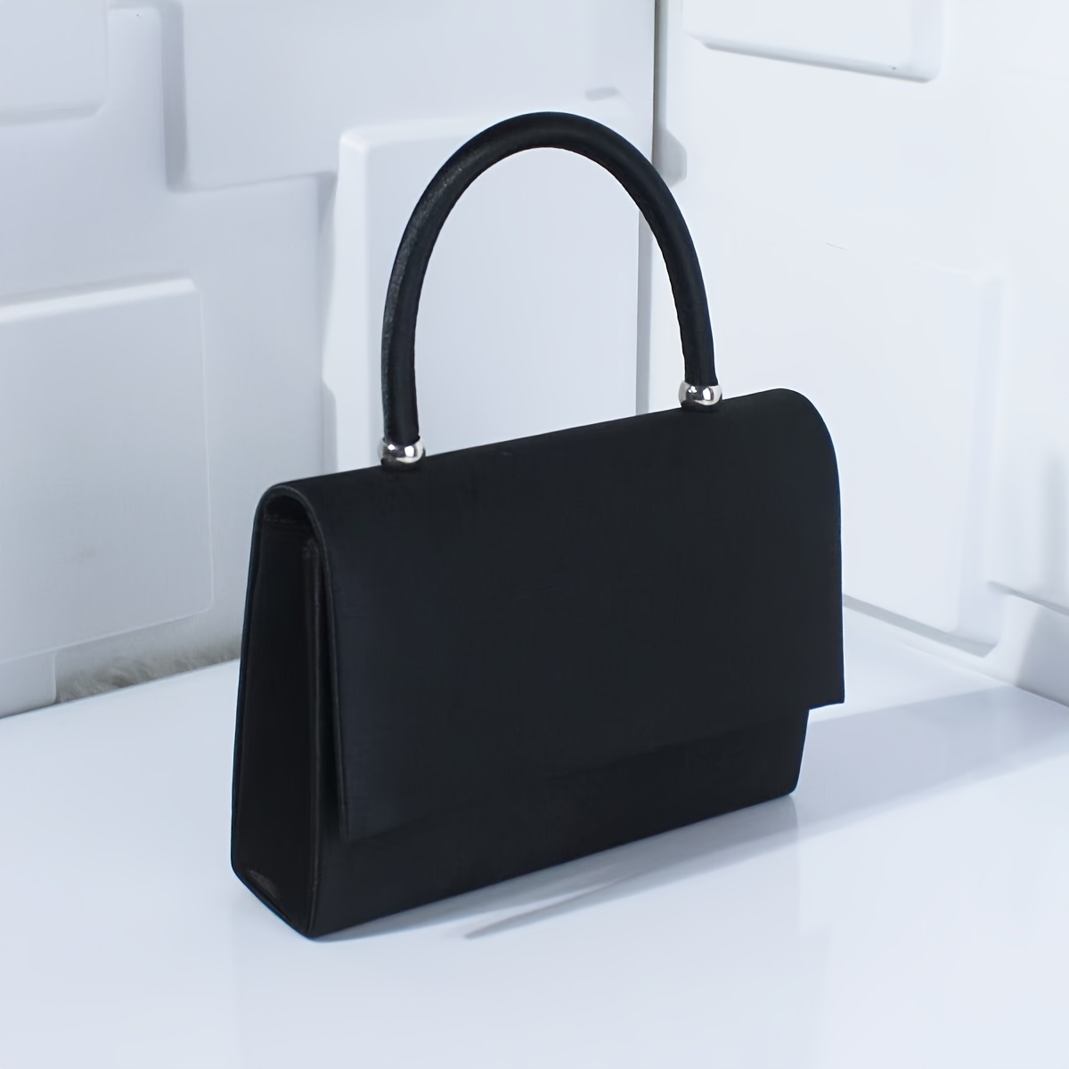 E-shop Funktionale, schlichte, trendige Schultertasche/Crossbody Bag in Unifarben, modische kleine quadratische Umhängetasche